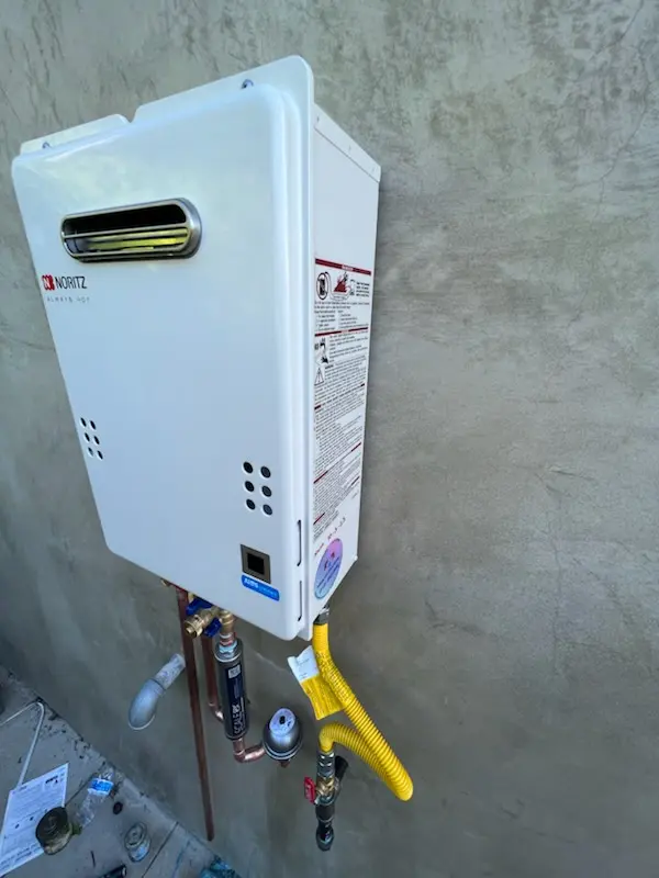 Tankless water heater installation for Arlington Heights homes